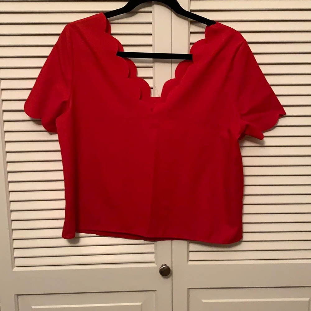 Red Scallop Top